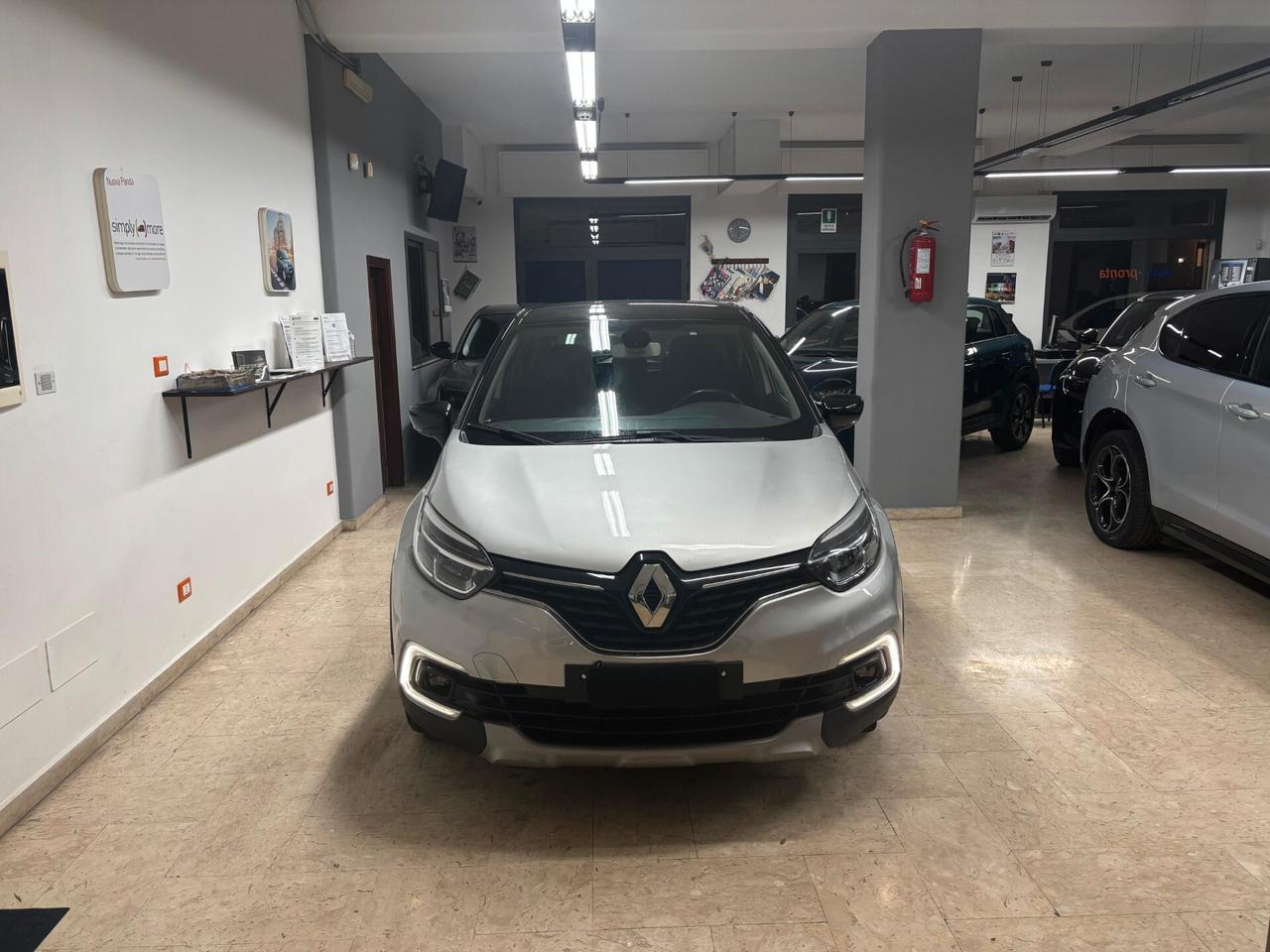 Renault Captur 1.5 90CV dCi EDC Energy Initiale Paris