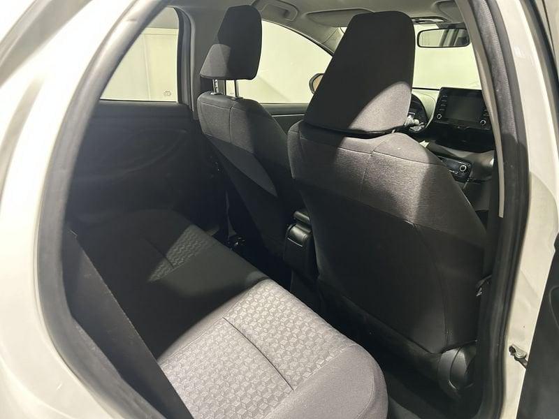 Toyota Yaris 1.5 Hybrid 5 porte Active + CERCHI IN LEGA AREA C FREE