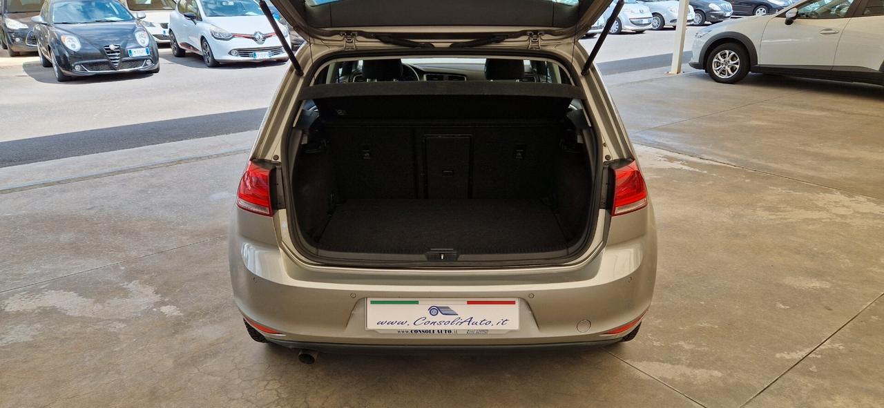 Volkswagen Golf 7 1.6 TDi 105cv HighLine