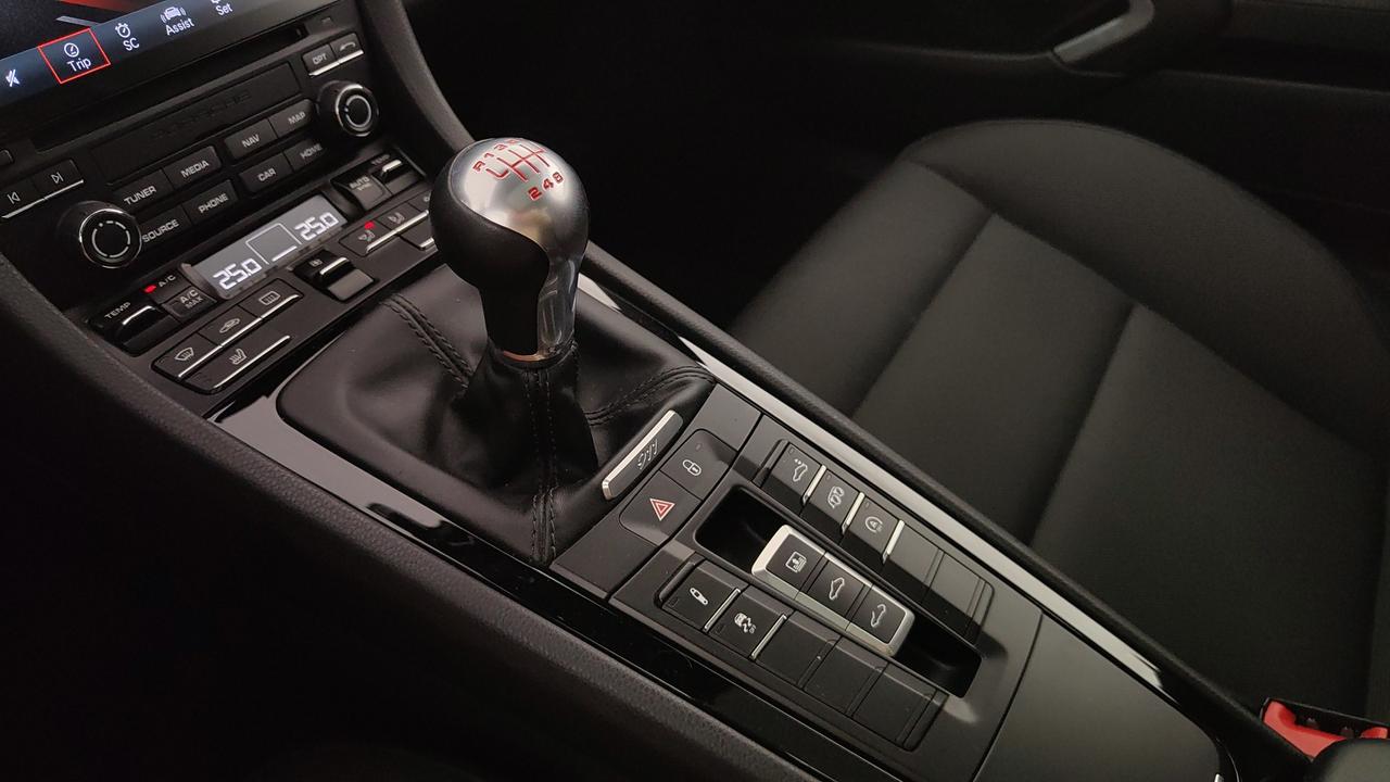 PORSCHE 911 Coupe 3.0 Carrera T