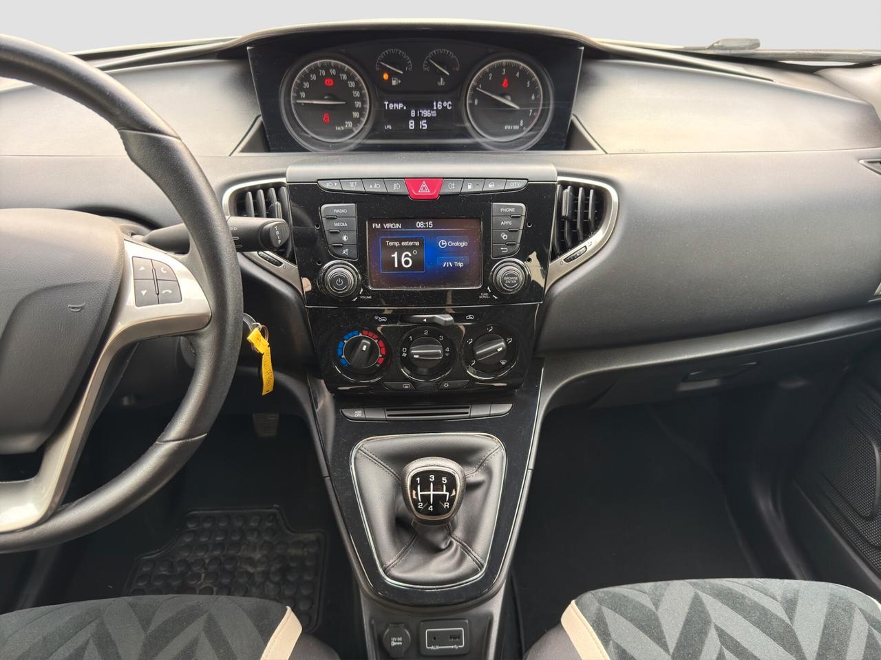 Lancia Ypsilon 1.2 69 CV 5 porte GPL Ecochic Gold