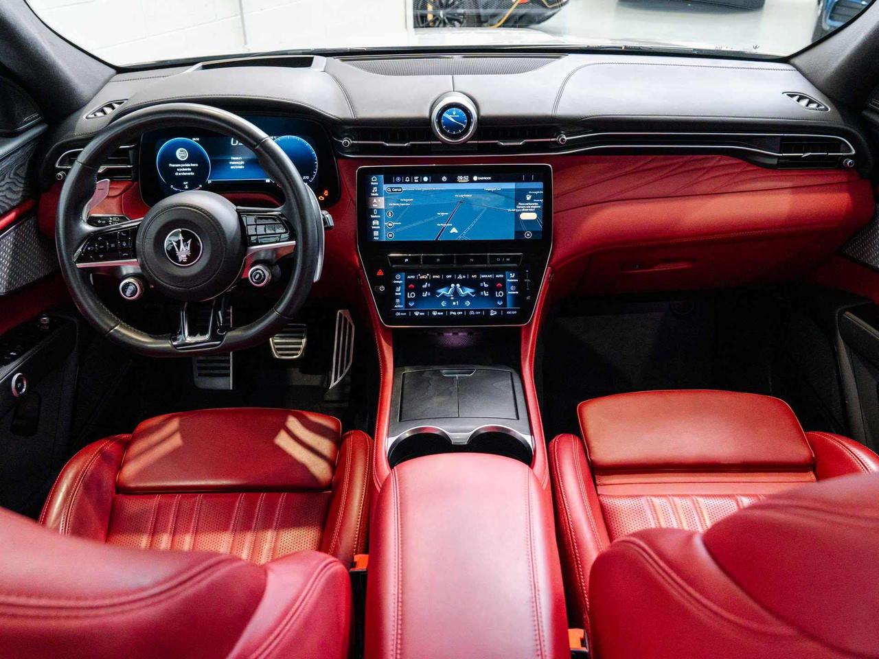 MASERATI Grecale 2.0 mhev Modena 330cv auto