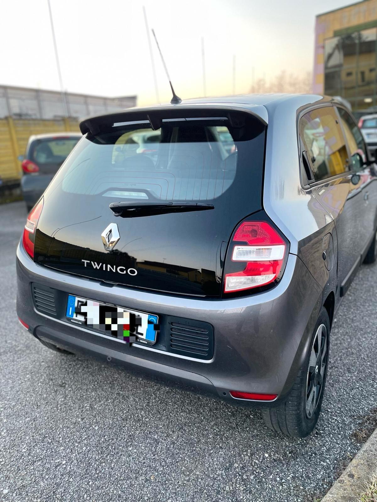 NEOPATENTATI Renault Twingo SCe EDC Lovely