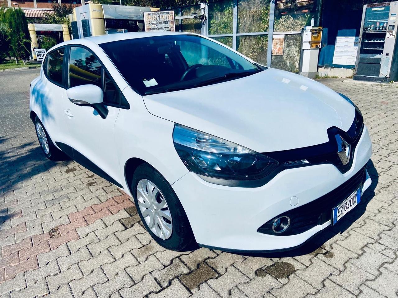 Renault Clio 1.5 dCi 75CV neopatentati
