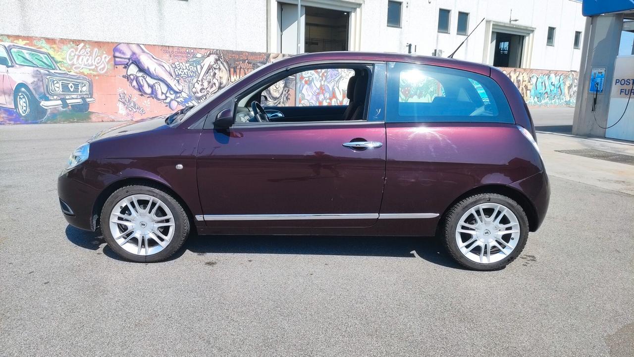 Lancia Ypsilon 1.4 16V AUTOMATICA NEOPATENTATI - 2006