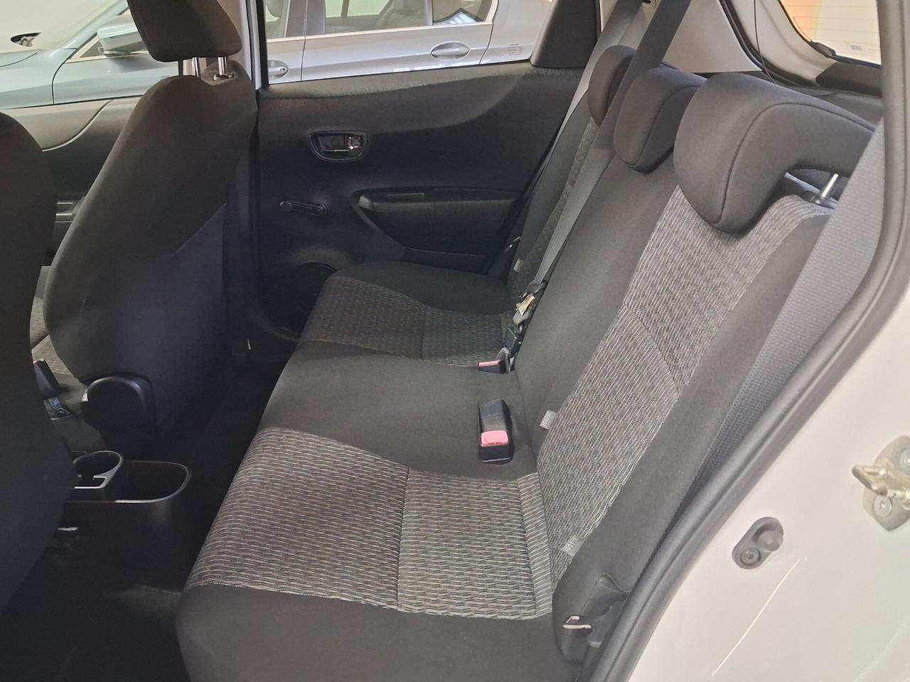 Toyota Yaris 1.0 5 porte Lounge