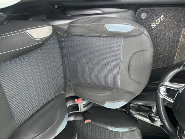 Peugeot 208 1.4 GPL