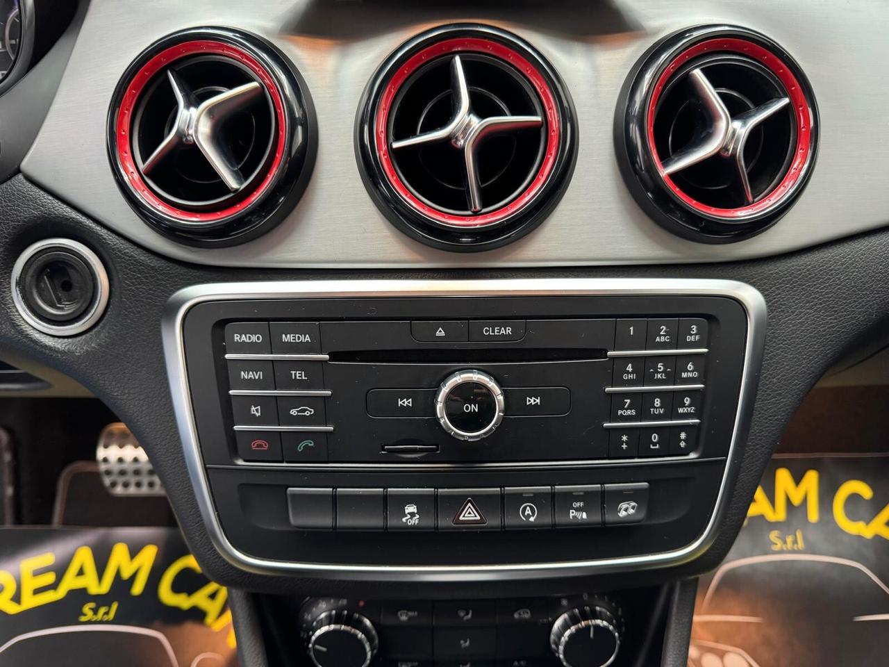 Mercedes-Benz CLA 45 AMG 381Cv