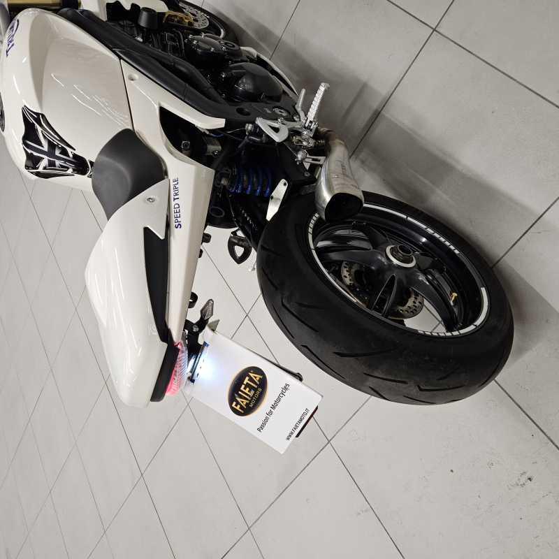 Triumph Speed Triple 1050 - 2005
