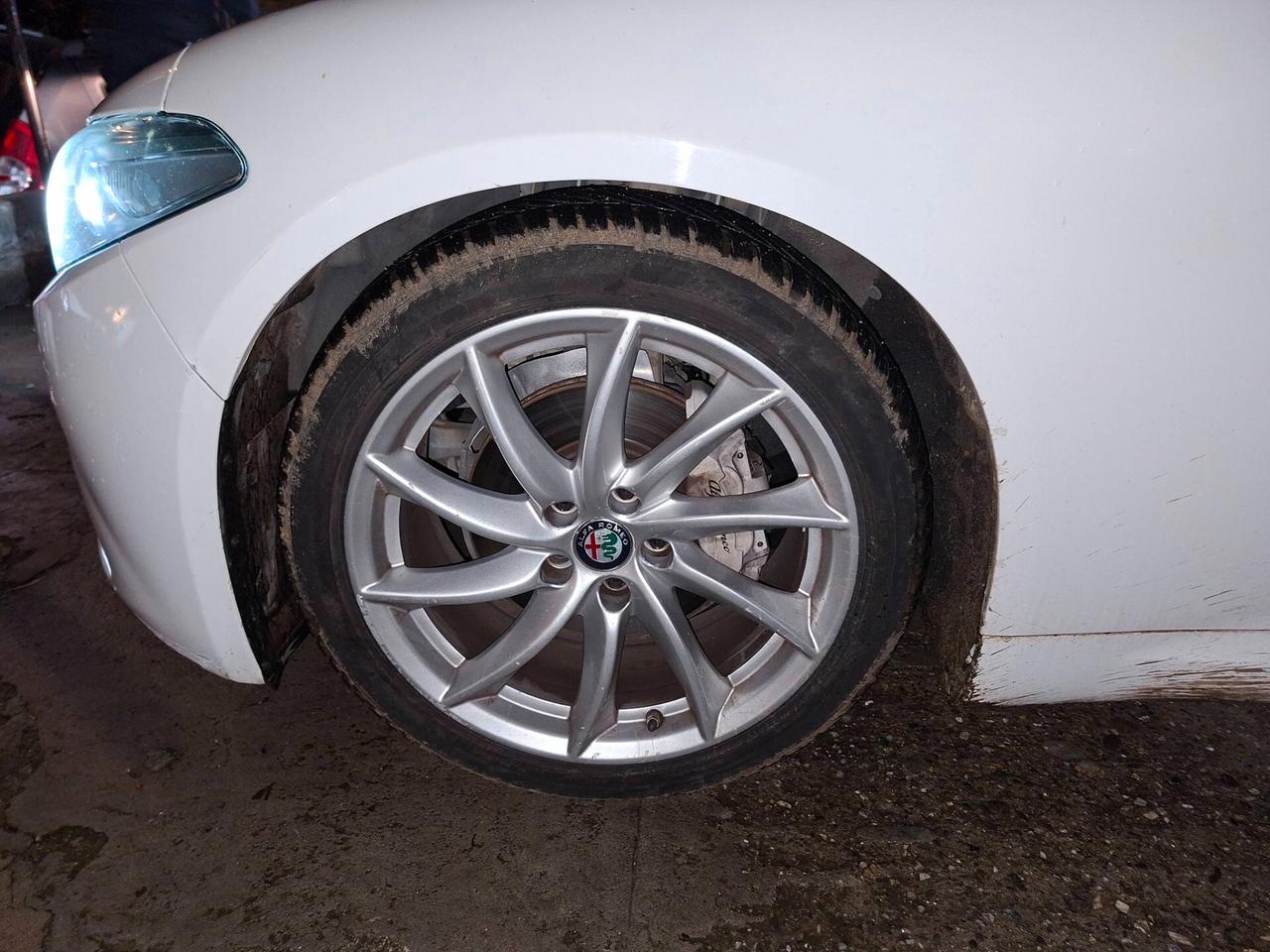 Alfa Romeo Giulia 2.2 Turbodiesel 150 CV AT8