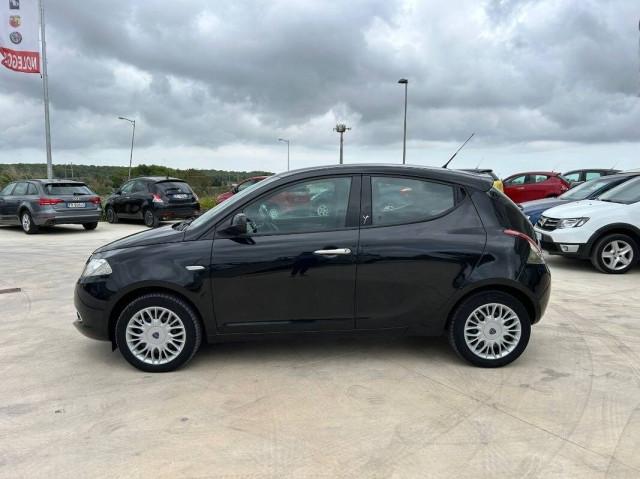 Lancia Ypsilon 1.2 8v Silver s&s 69cv E6