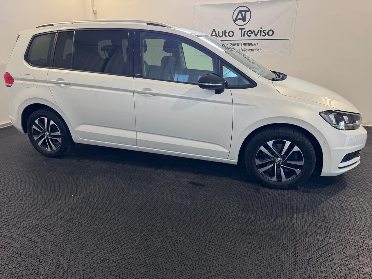 Volkswagen Touran 2.0 TDI 150 CV SCR DSG Executive 7 POSTI !!