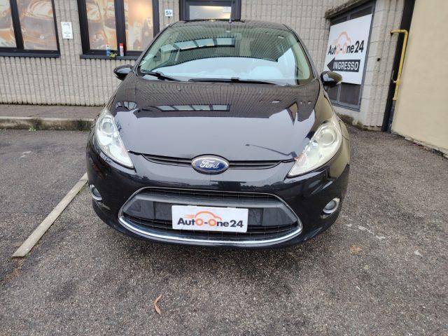 FORD Fiesta 1.4 TDCi 70CV 3 porte Titanium NEOPATENTATI