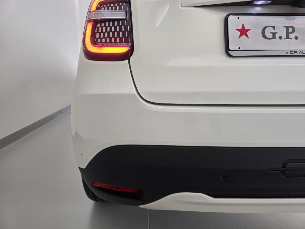 Fiat 600 Hybrid DCT MHEV La Prima