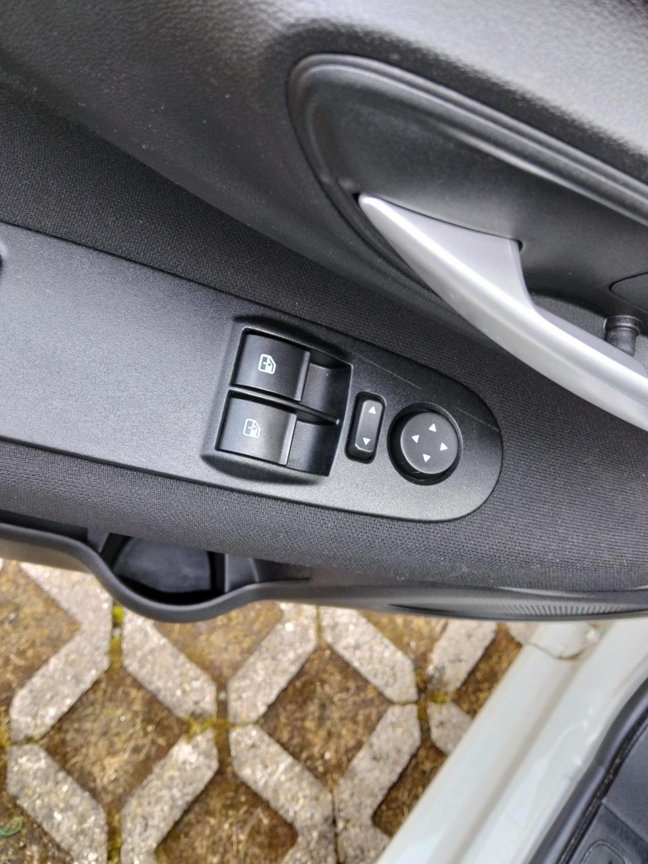 Fiat Punto 1.2 8V 69Cv 5P*Clima*City*Neopatentati*Euro6