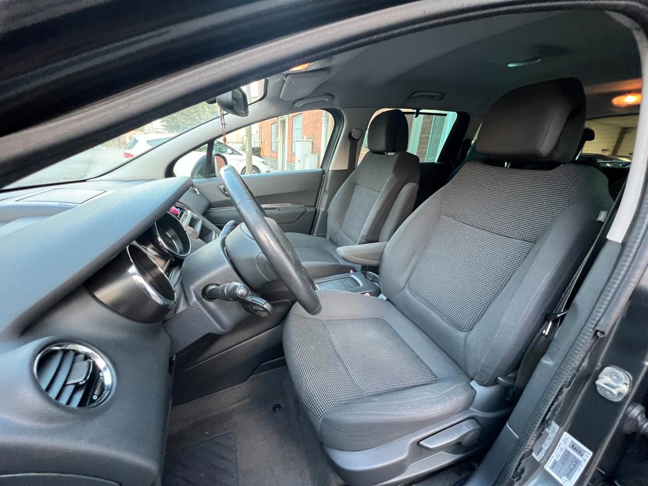 Peugeot 5008 1.6 HDi 112CV Business