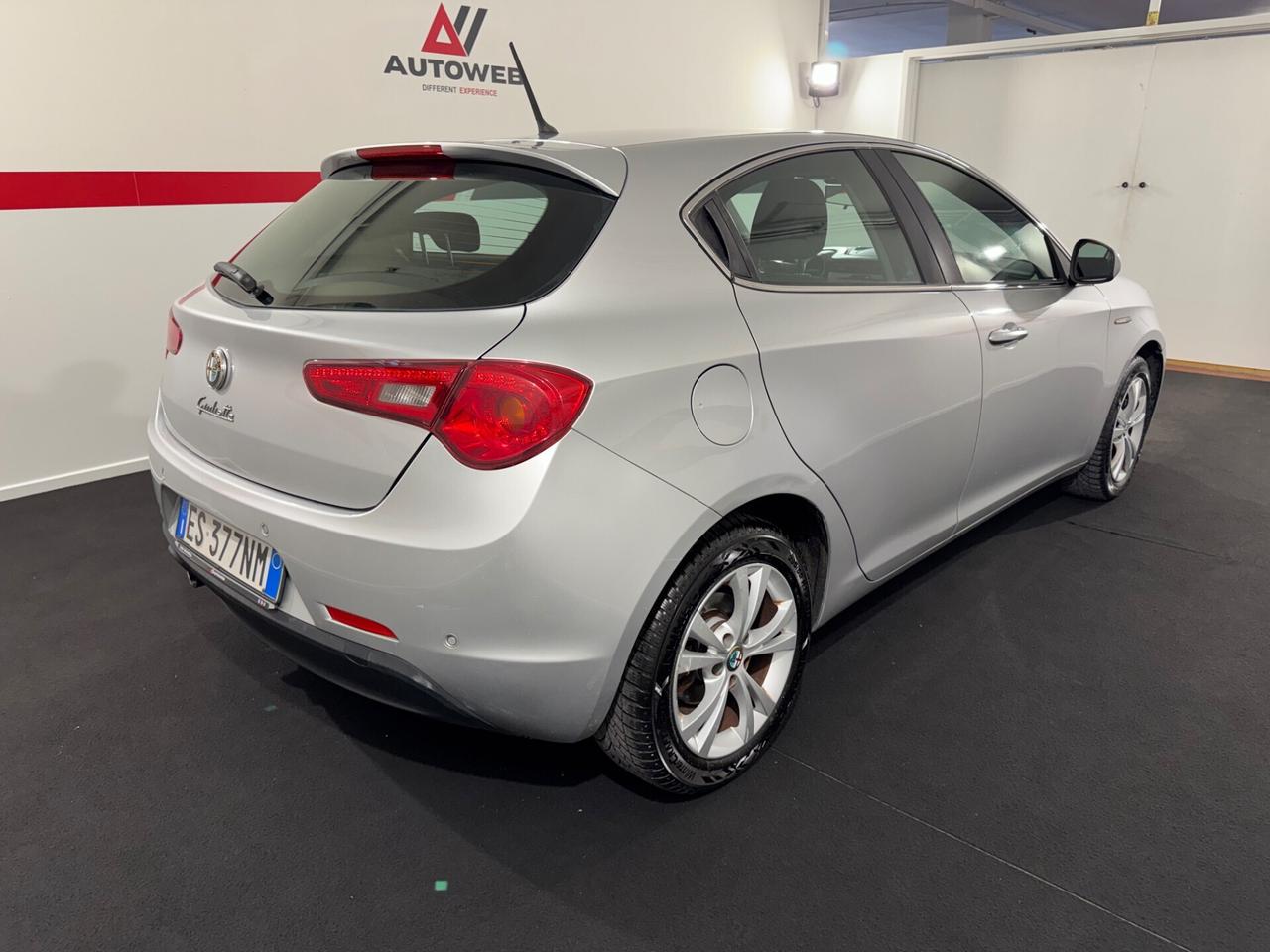 Alfa Romeo Giulietta 1.6 JTDm-2 105 CV Exclusive