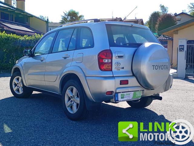 TOYOTA RAV 4 MY23 RAV4 2.0 Tdi D-4D cat 5 porte Sol