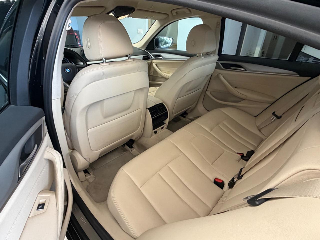 Bmw 530i E Berlina Hybrid. Business auto