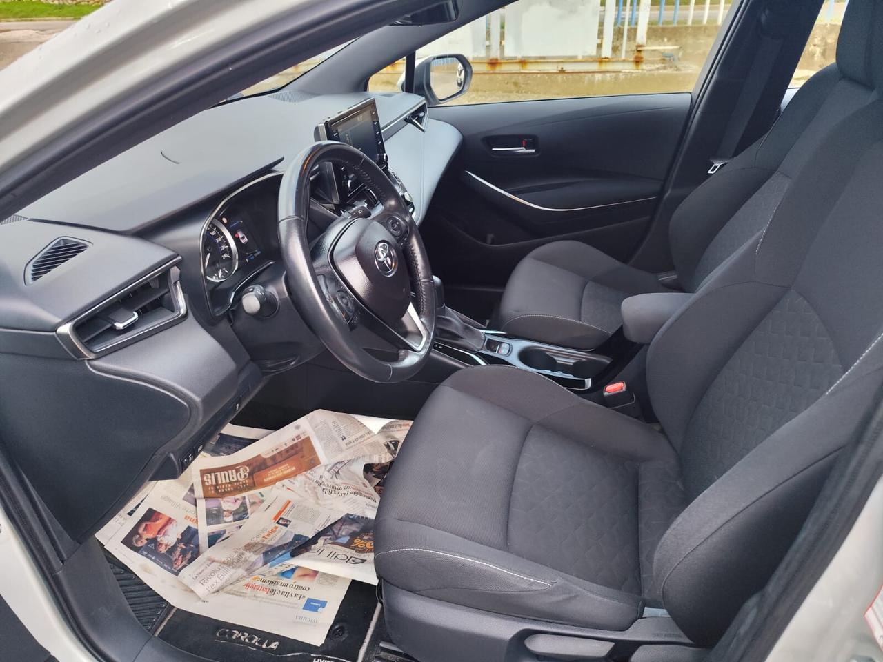 Toyota Corolla 1.8 Hybrid Style