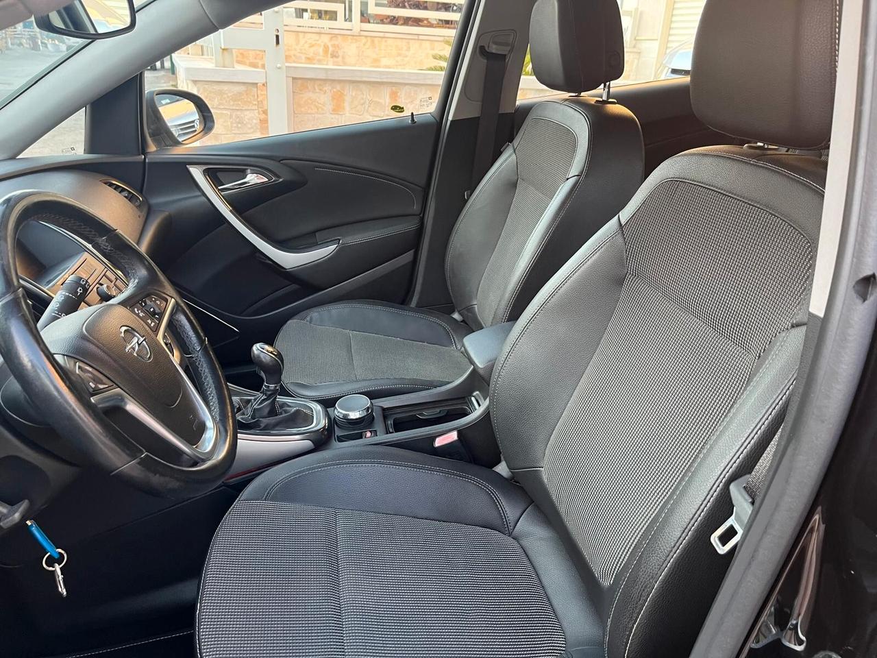 Opel Astra 1.7 CDTI 110CV 5 porte Cosmo