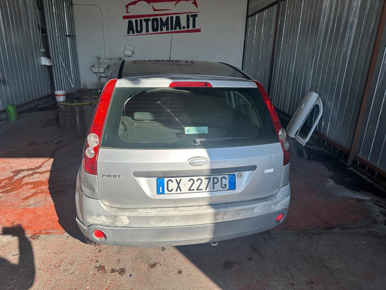Ford Fiesta 1.2 16V 5p. Ghia