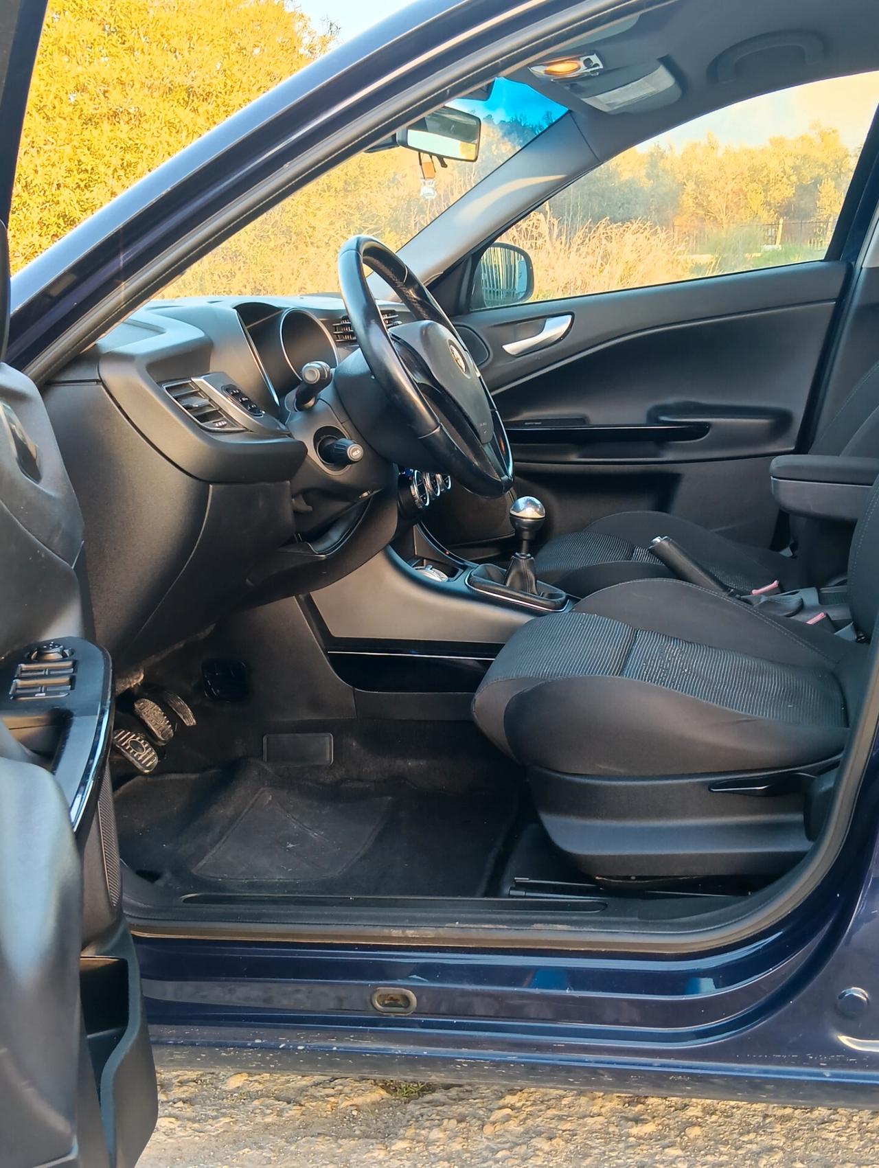 Alfa Romeo Giulietta 1.6 JTDm-2 105 CV Progression