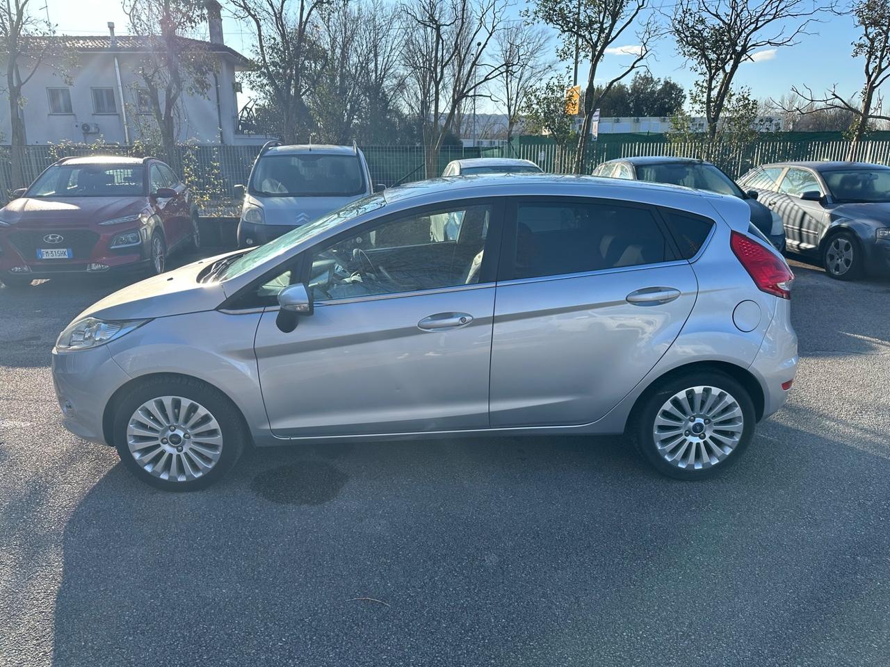 Ford Fiesta 1.2 82CV 5p Titanium - 125.000km Neop