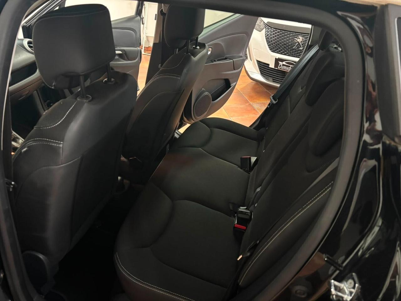 RENAULT CLIO 2016 BI-COLORE AUTOMATICA 1.5 DIESEL