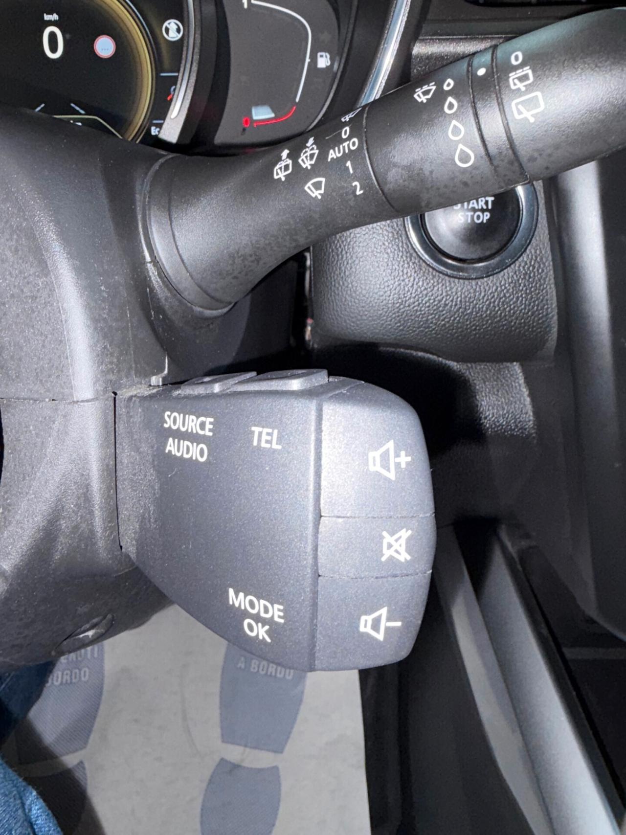 RENAULT KADJAR 1.6 DCI ENERGY HYPNOTIC (FULL OPT)