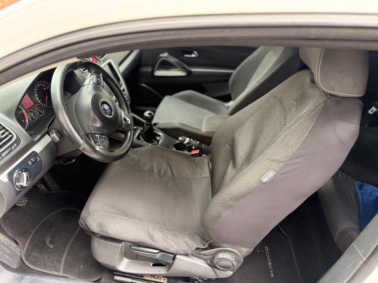 Volkswagen Scirocco 2.0 TDI 140CV DPF