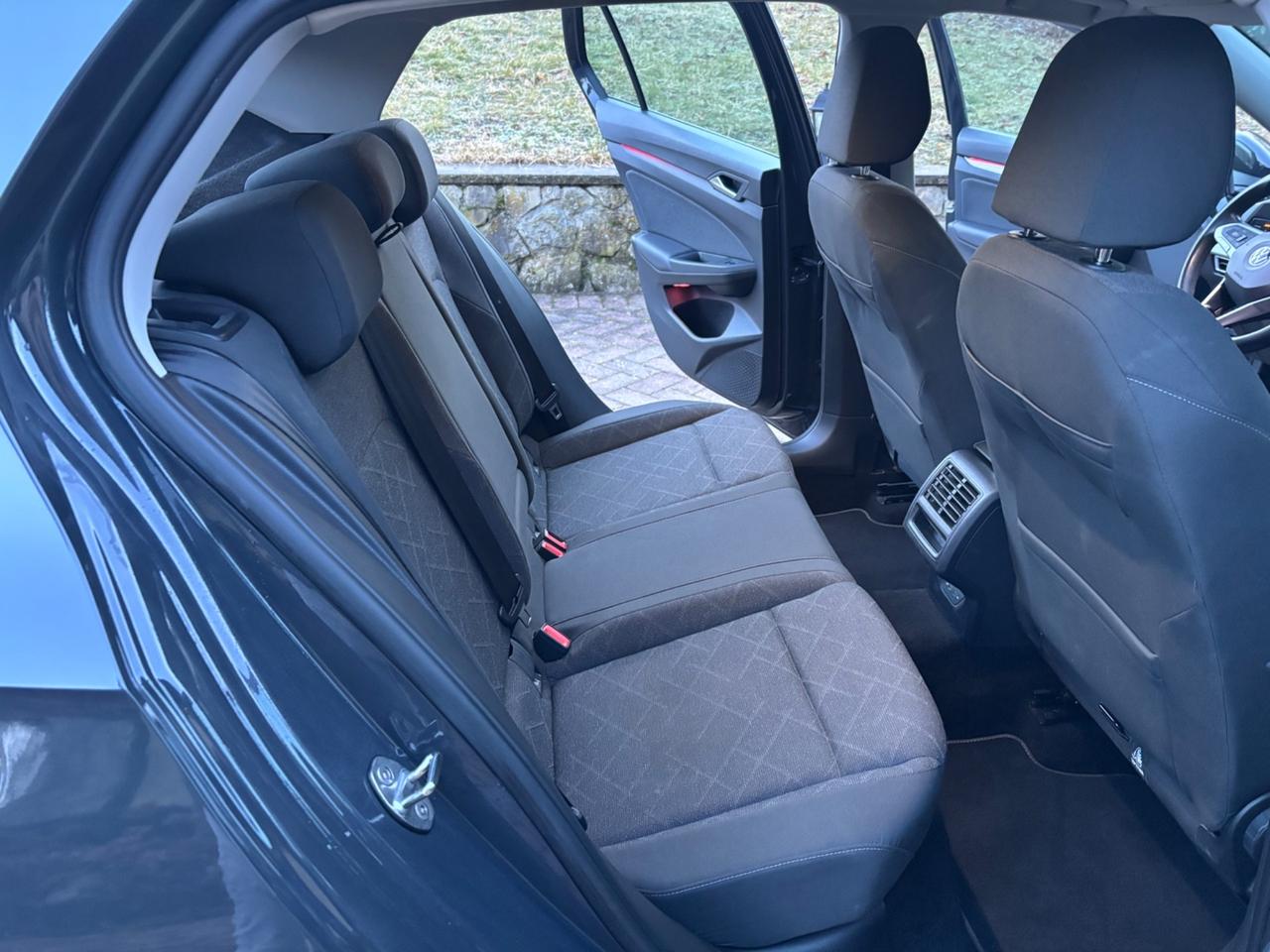 Volkswagen Golf 2.0 TDI 115 CV SCR Life - 09/2022