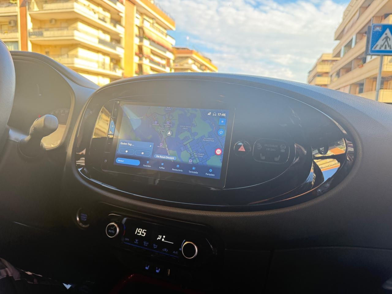 Toyota Aygo X 1.0 VVT-i 72 CV 5 porte Limited LED NAVI KAMERA PDC BLUETOOTH CERCHI 17