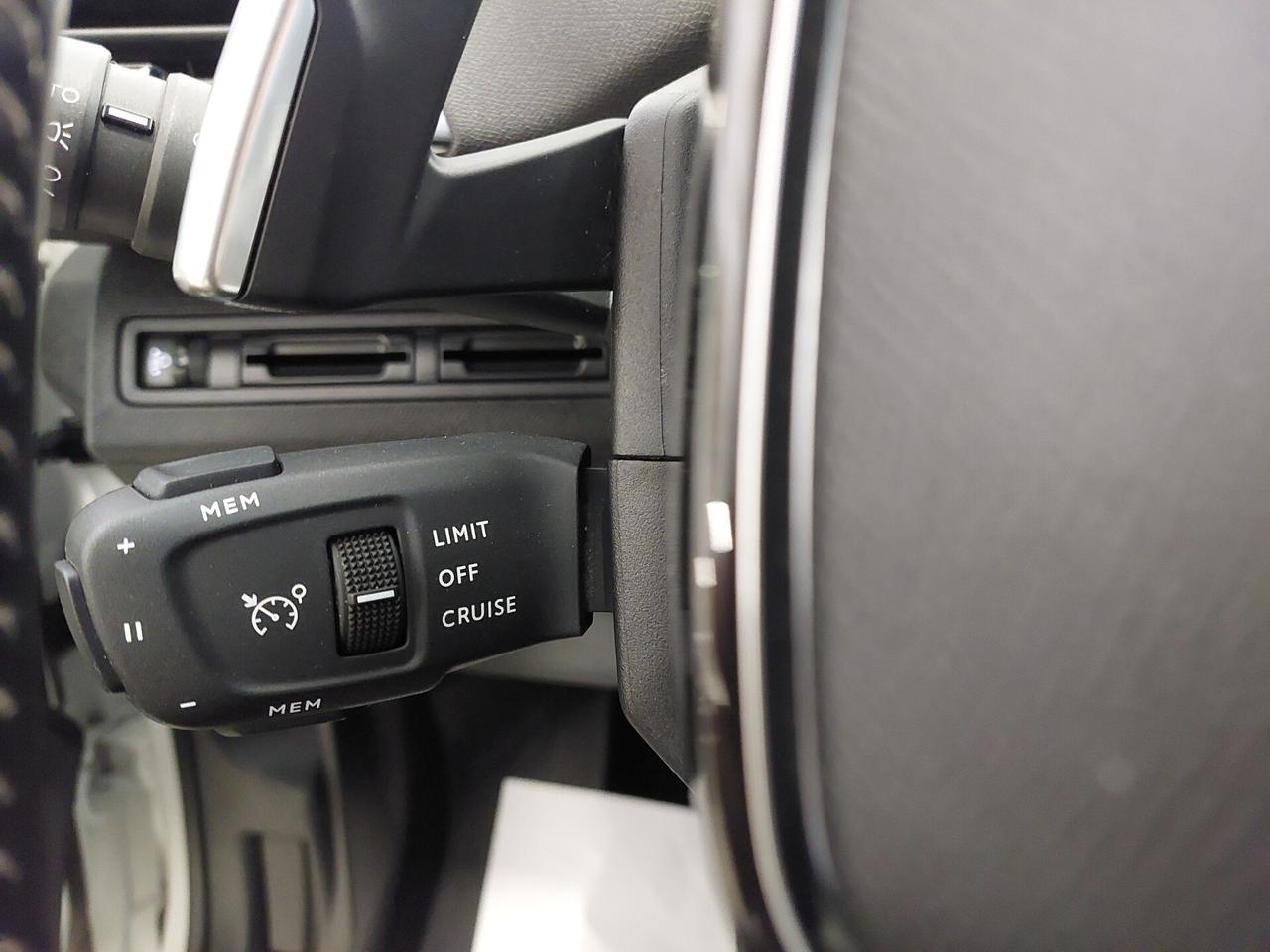 PEUGEOT 3008 2ª serie 3008 BlueHDi 130 S&S EAT...