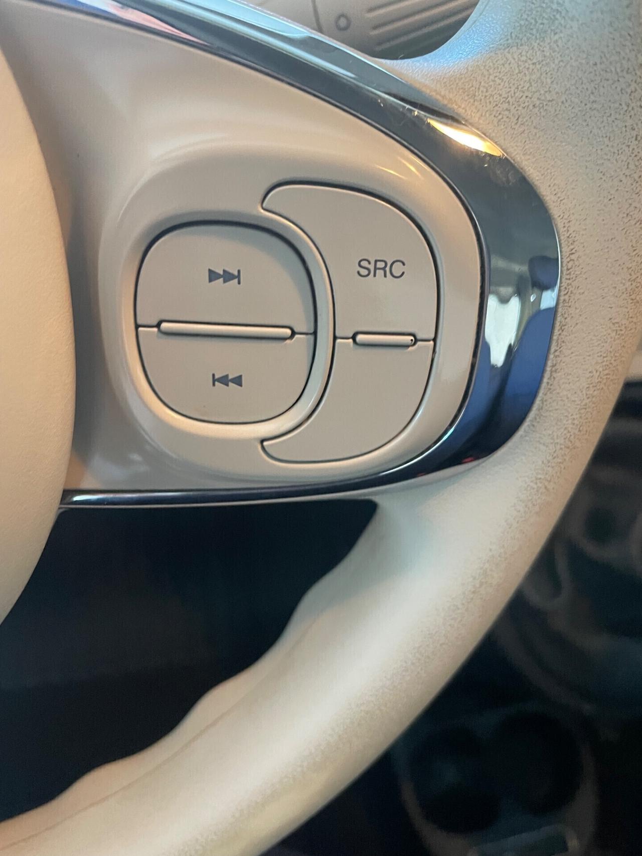 FIAT 500 1.0 HYBRID 72.000 KM “PARI AL NUOVO”