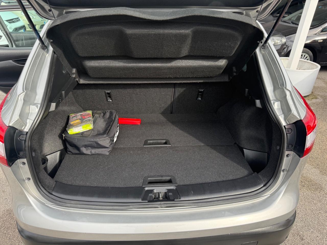 Nissan Qashqai 1.5 dCi Acenta Perfetto