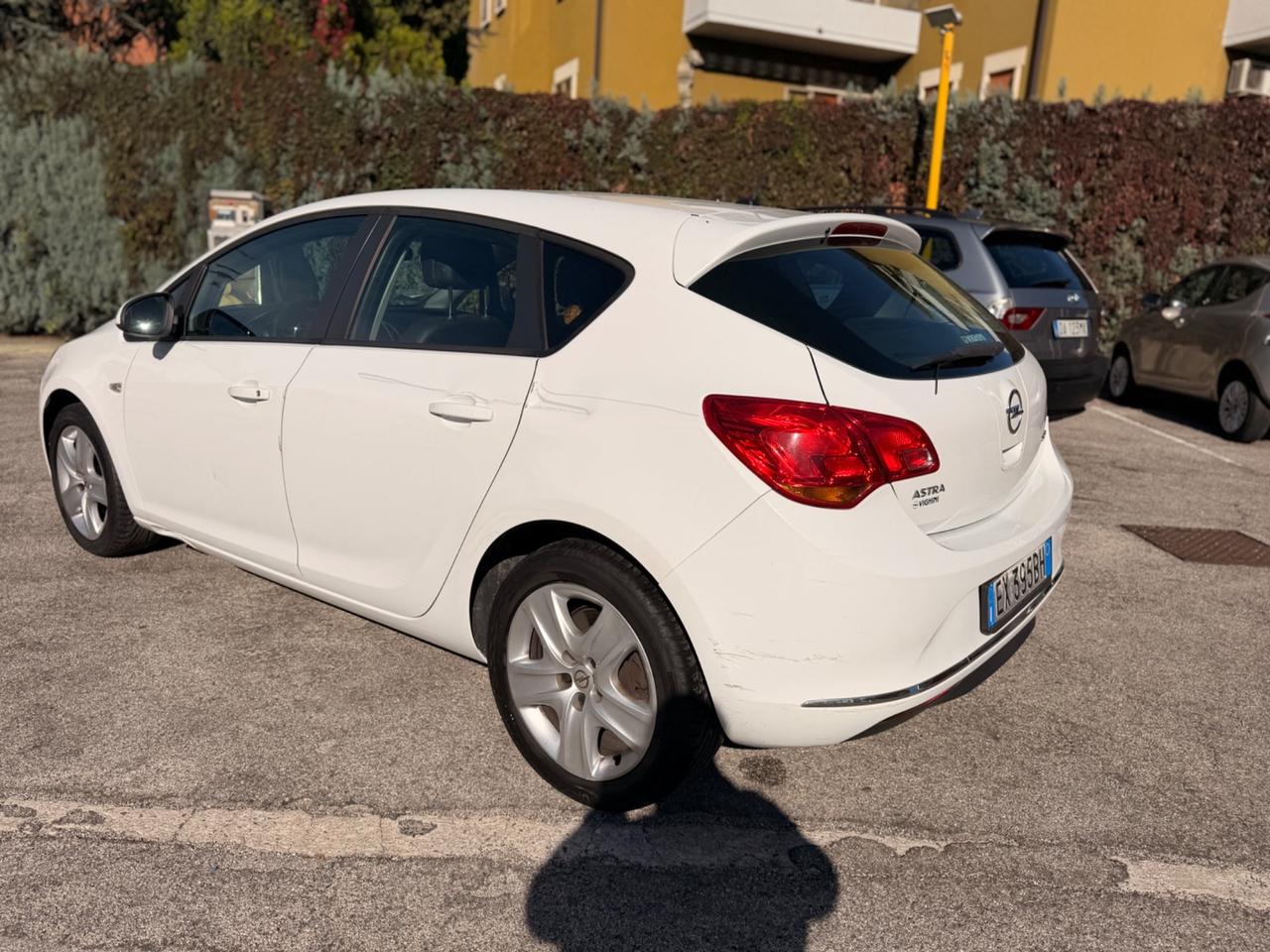 Opel Astra 1.6 CDTI euro6 Neopatentati €2850