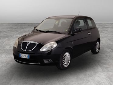 LANCIA Ypsilon II 2007 - Ypsilon 1.2 8v New Oro (oro)