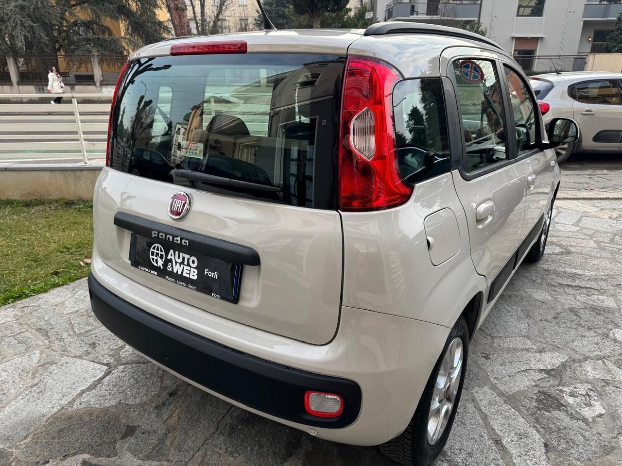 FIAT PANDA 1.2 LOUNGE UNIPROPRIETARIO NEOPAT.