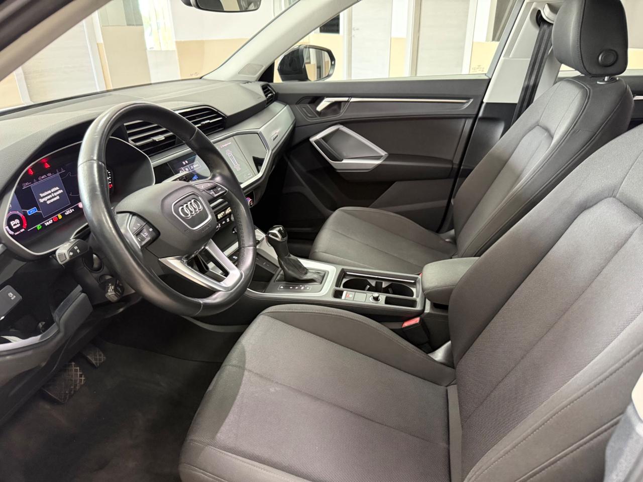 Audi Q3 35 TDI quattro S tronic Business