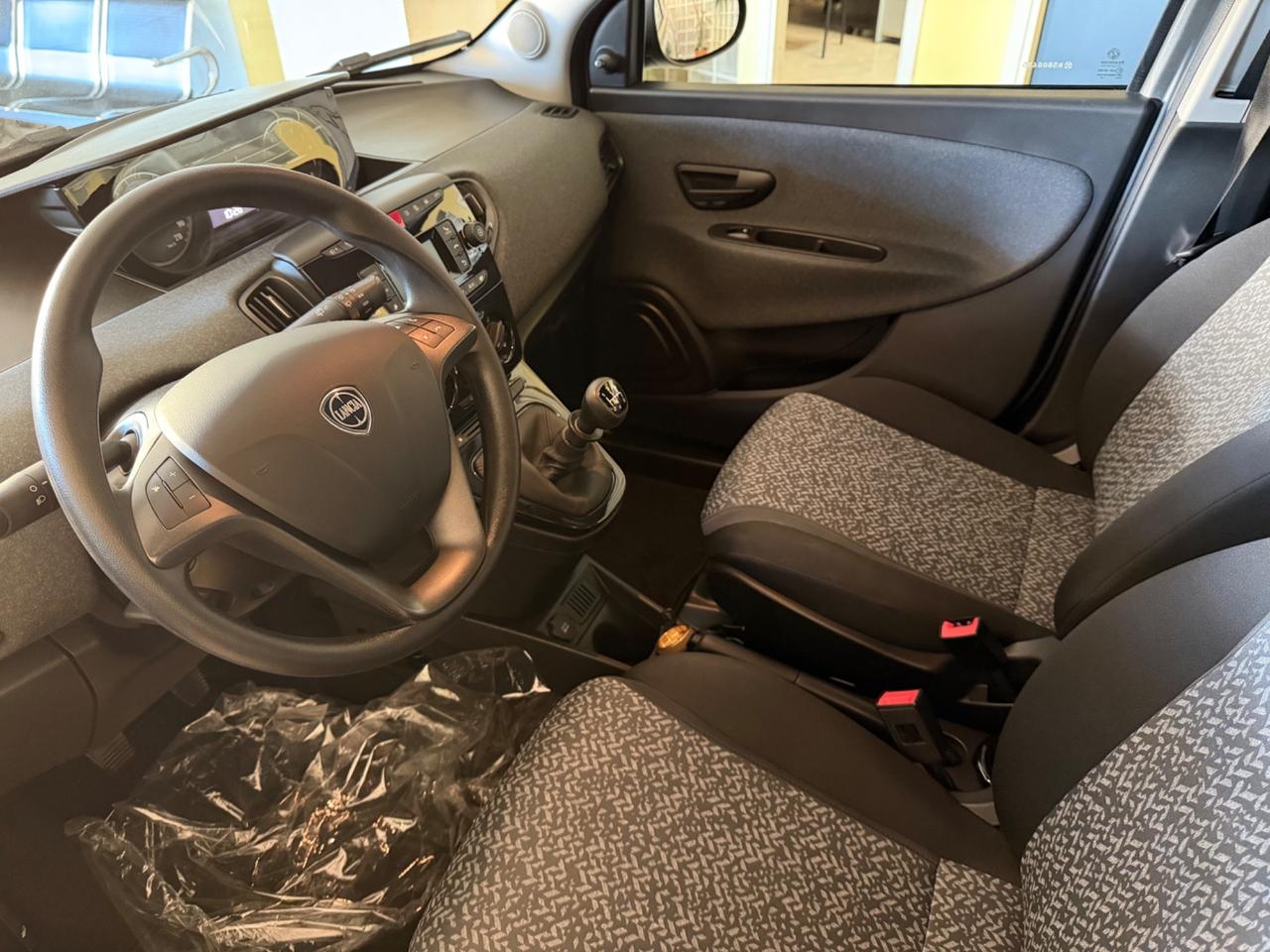 Lancia Ypsilon 1.2 69 CV 5 porte GPL