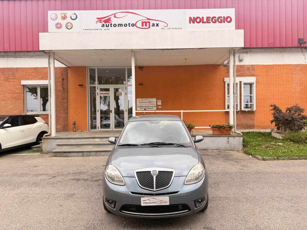 Lancia Ypsilon 1.2 Versus