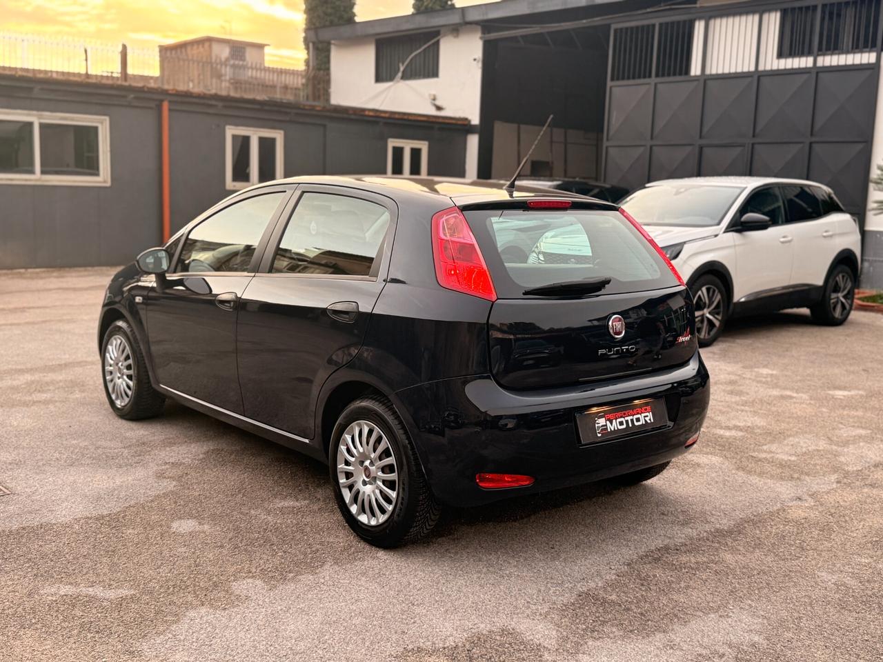 Fiat Punto 1.2 8V 5 porte Street