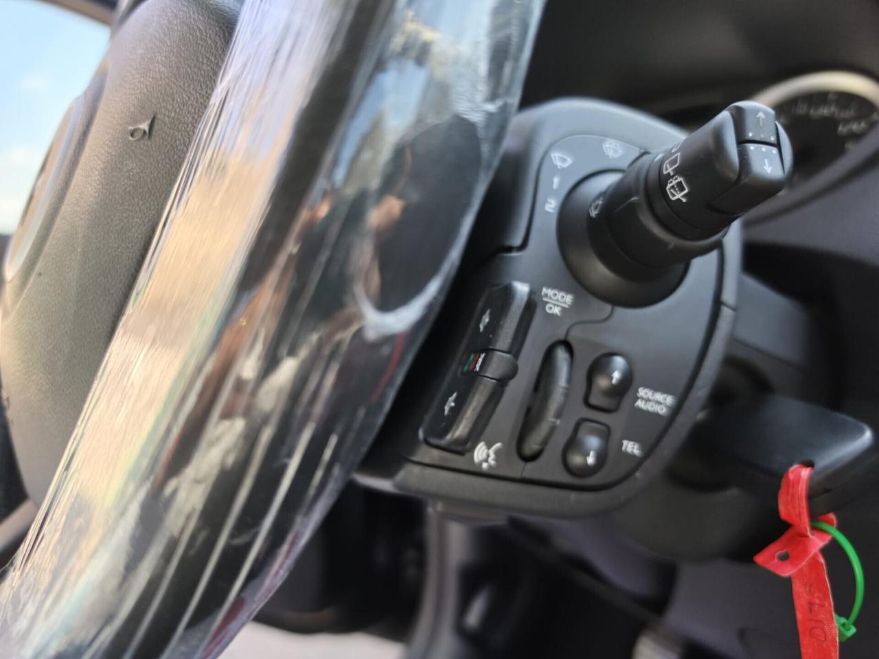 Renault Clio 1.2 16V 5 porte Live! - Anno 2011