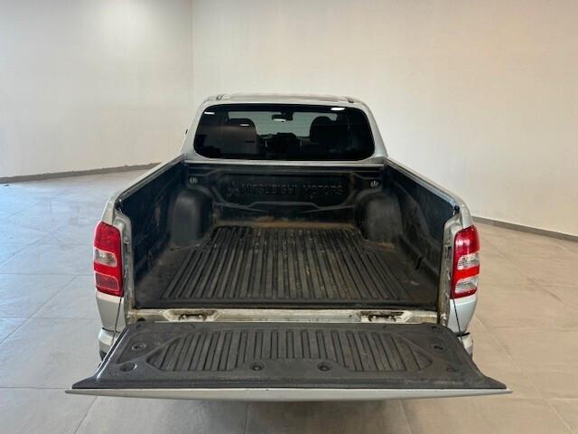 Mitsubishi L200 2.4 DI-D/154CV Double Cab Intense