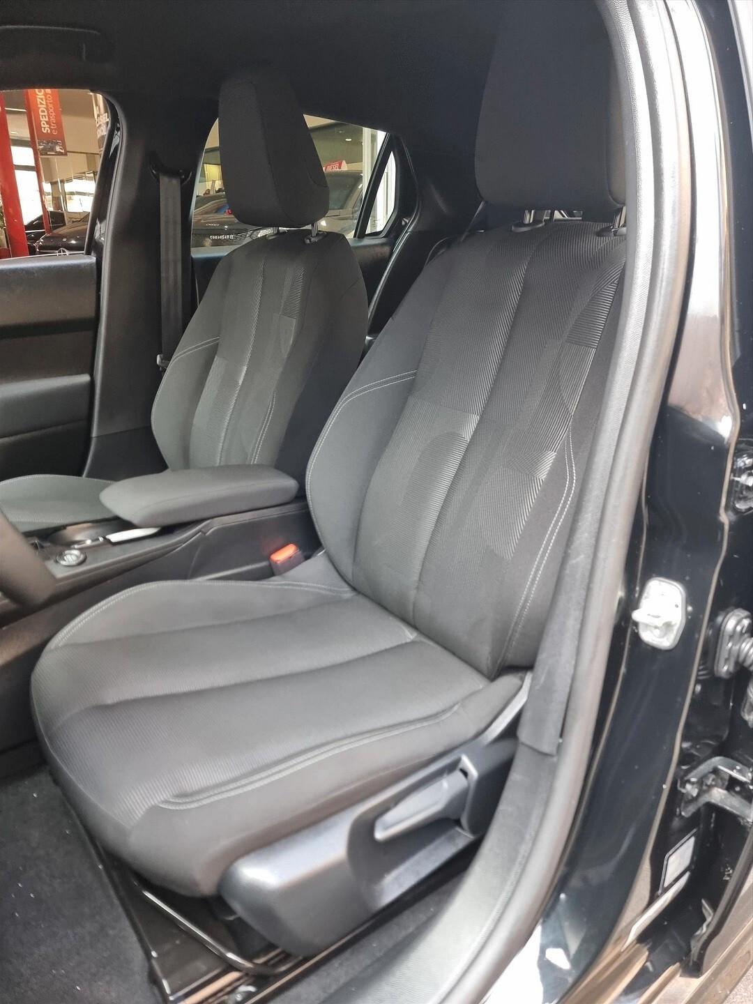 Lancia Ypsilon Hybrid e-DCT Edizione Cassina