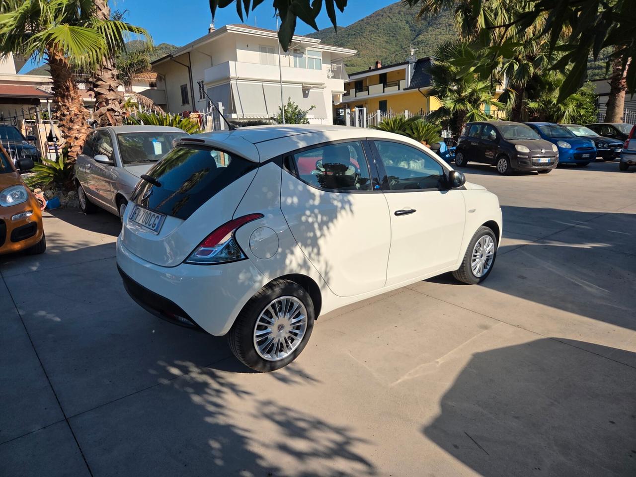 Lancia Ypsilon 1.2 69 CV 5 porte S&S Gold - 2019