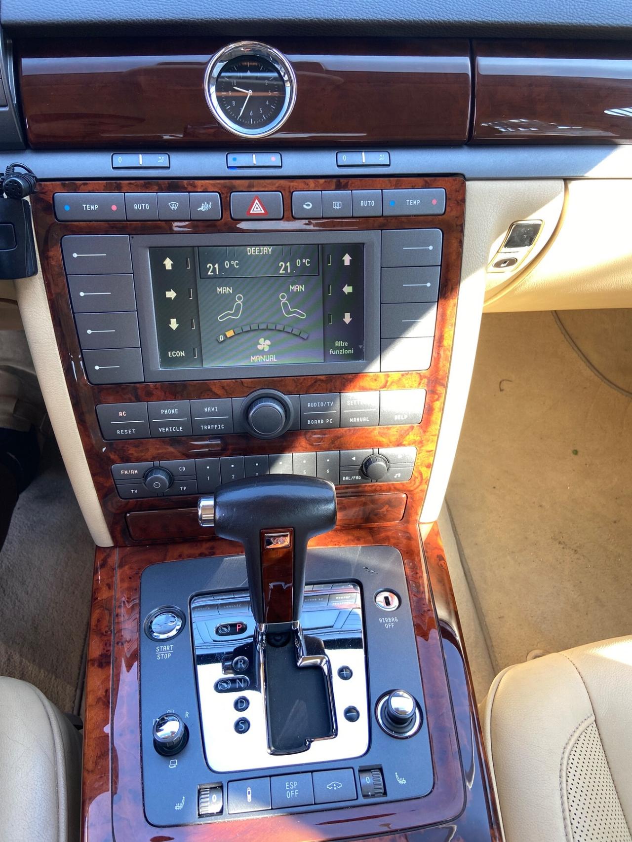 Volkswagen Phaeton 3.0 V6 TDI DPF 4mot. tip. 5 posti automatica