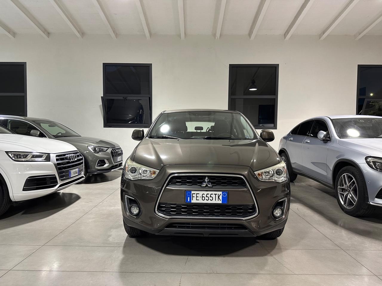 Mitsubishi ASX 1.6 DI-D 114 CV 2WD Instyle Panoramic