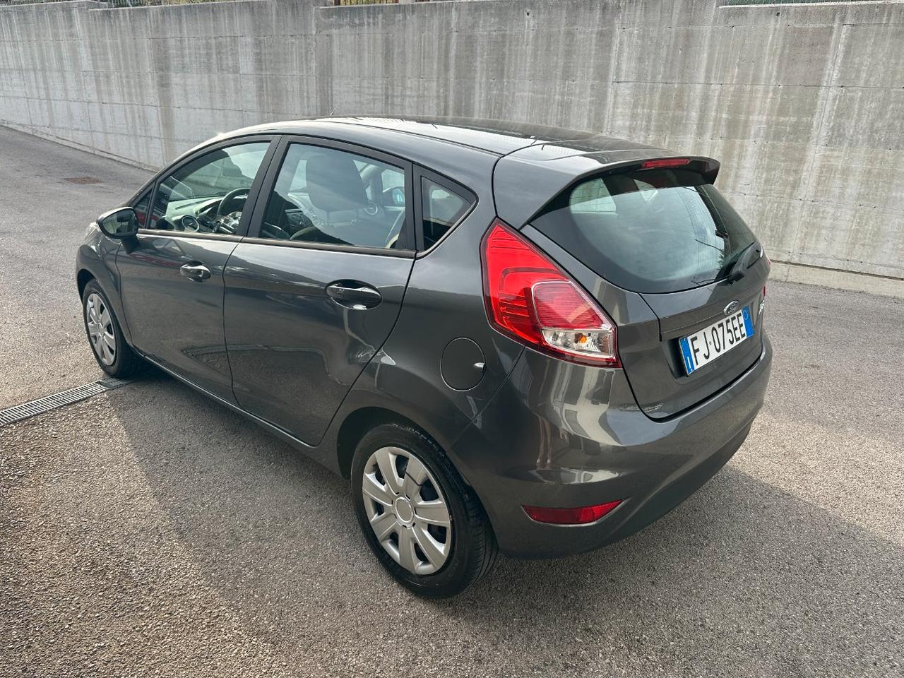 Ford Fiesta 5 Porte Fiesta 5p 1.5 tdci Business 75cv E6